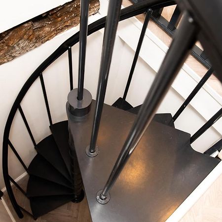 Modern Finish To A Historic Brewers House, Derby Vila Exterior foto